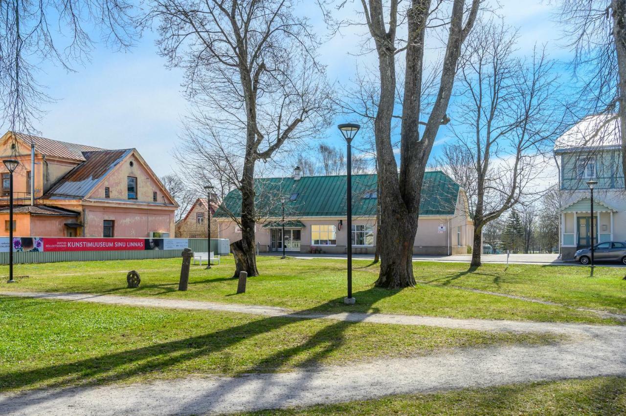 Old Town Hostel Haapsalu Dış mekan fotoğraf